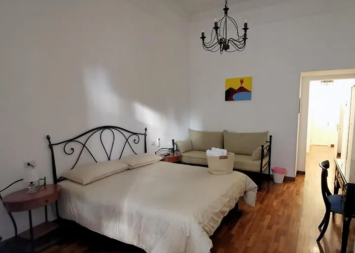 بيت ضيافة Dopica Lt نابولي